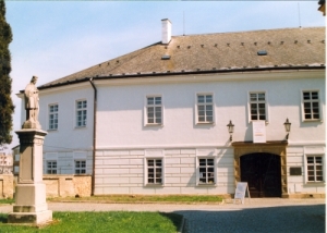 Současné sídlo mohelnického muzea na Kostelním náměstí.
