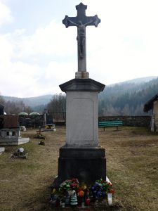 Nové Losiny, kříž na hřbitově